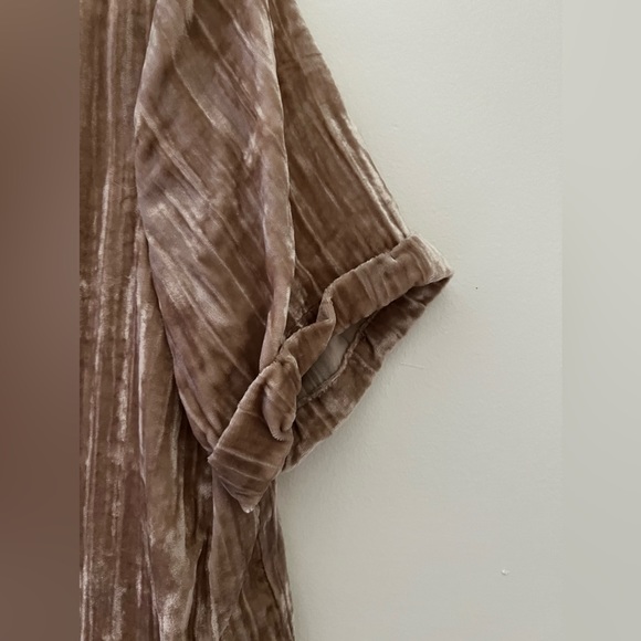 Brand: Floreat | Size: Small | Color: Cream - Picture 7 of 7